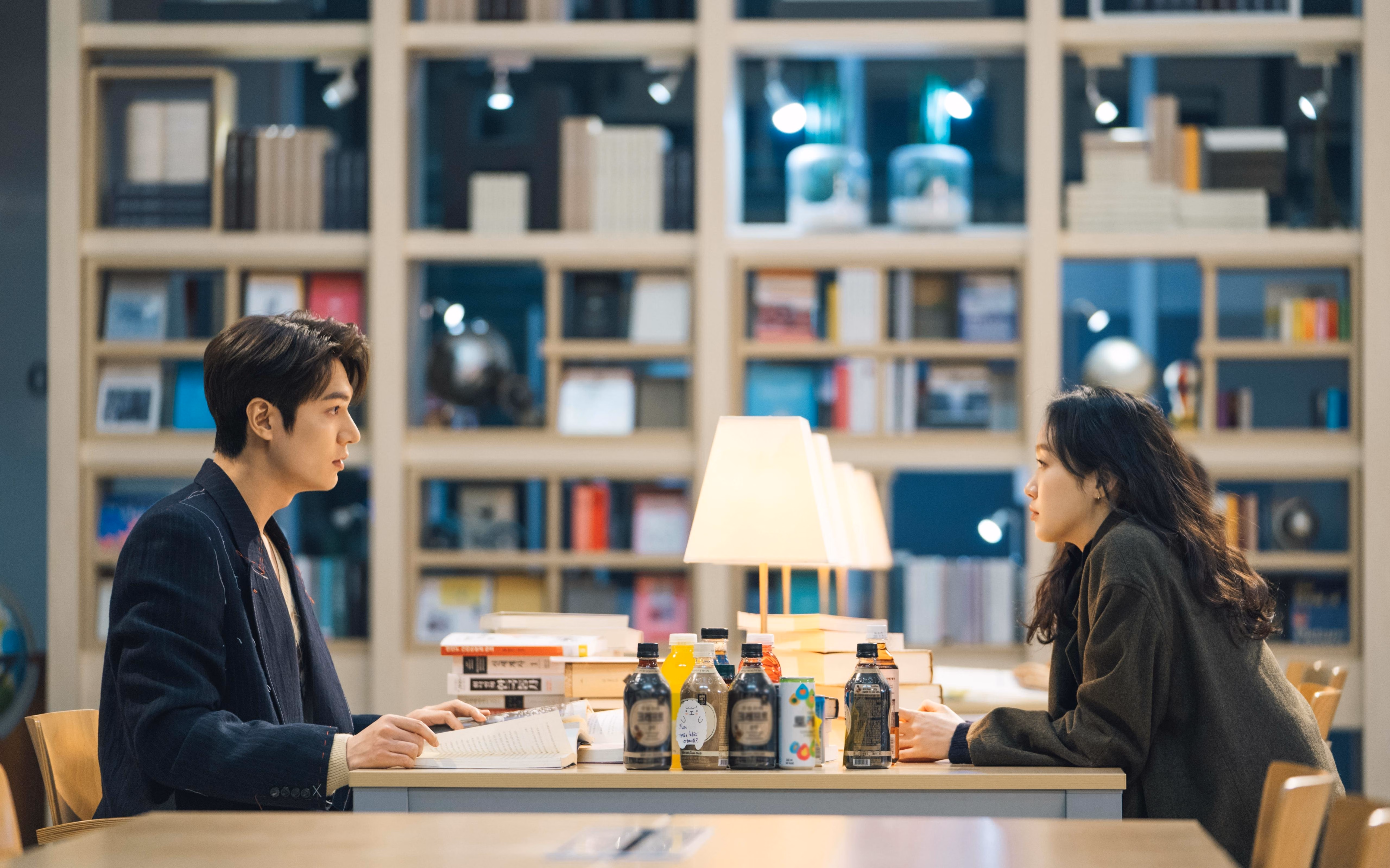 罗马注重节奏变化掌控整体局势，罗马阶段